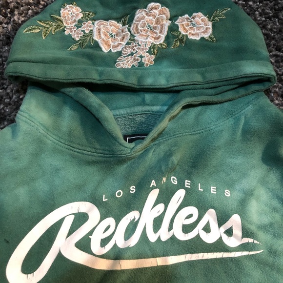 COPY - Young & Reckless | Youth XL/TG Green Tie-Dye Hoodie - Picture 3 of 4